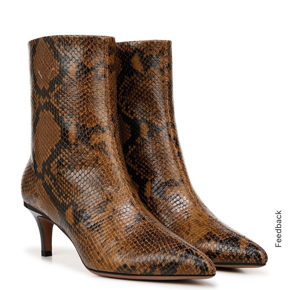Women’s Anna Pointed Toe Kitten Heel Booties